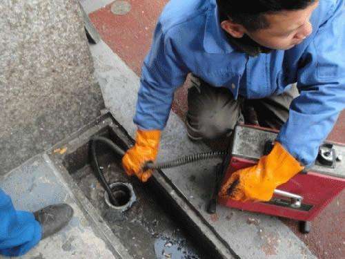 都兰疏通下水道